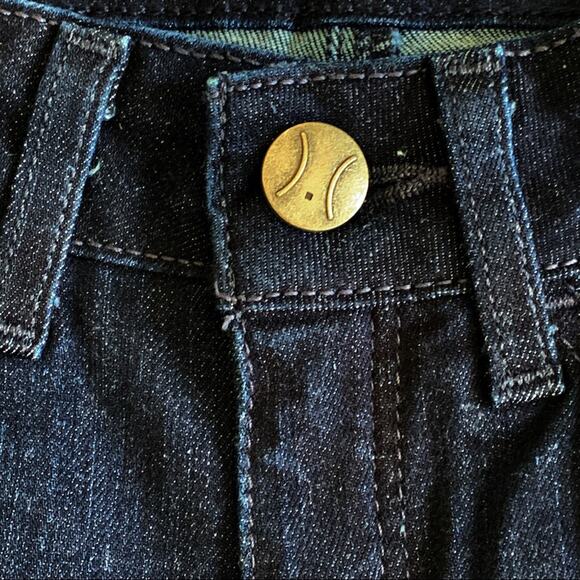 Yummie Boot Cut Jeans Slimming Dark Wash Mid Rise Slim Boot Cut Jeans Size 25 - Picture 8 of 12